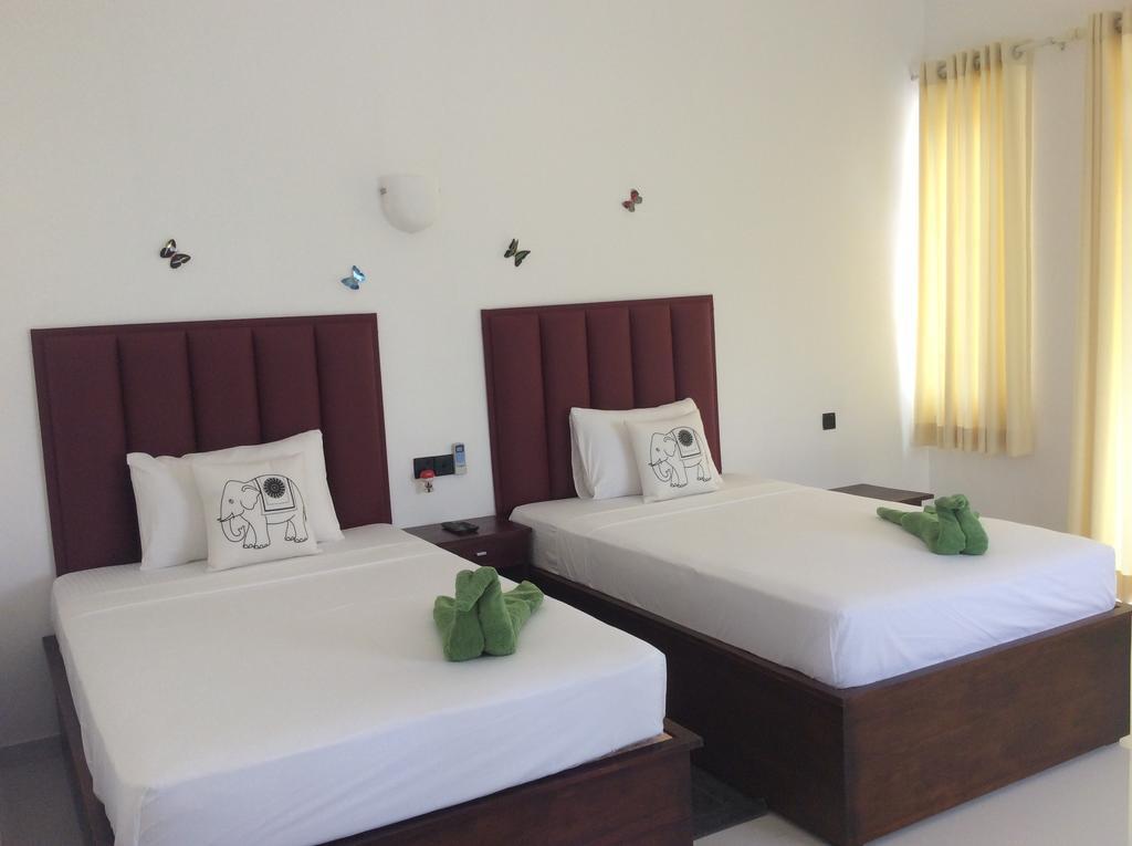 Lemazone Inn Mirissa Ngoại thất bức ảnh