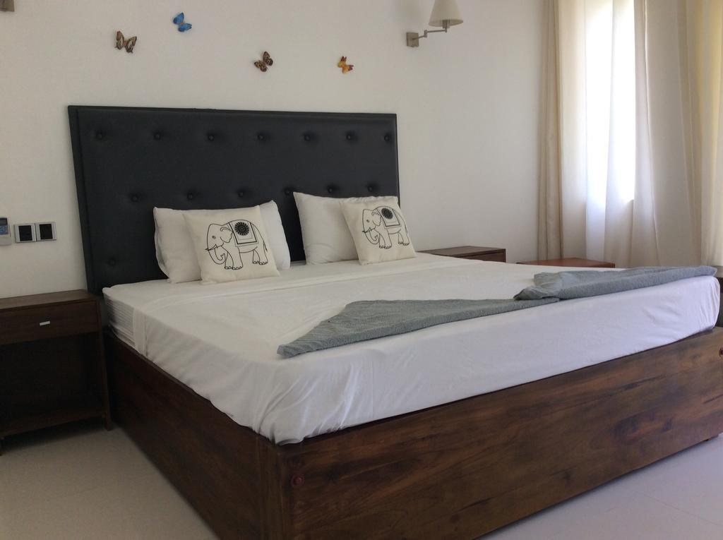 Lemazone Inn Mirissa Phòng bức ảnh