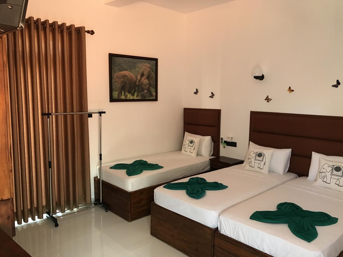 Lemazone Inn Mirissa Ngoại thất bức ảnh